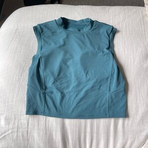 Lululemon high neck tank